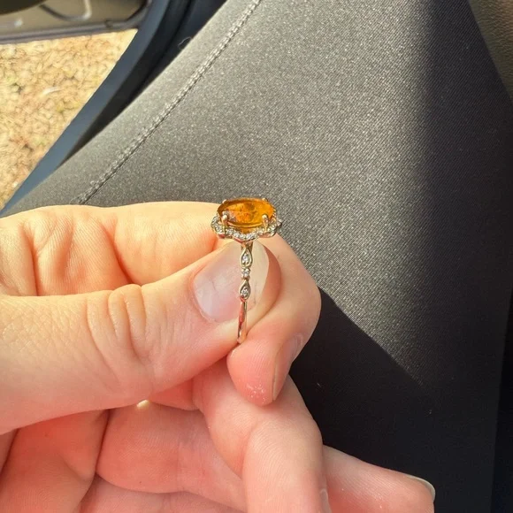 Kay Jewelers Oval Citrine Diamond Scalloped Ring - Picture 3 of 6